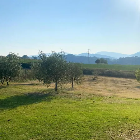 Casa de Férias Gorgeous In Terre Roveresche Villa del Monte (Pesaro and Urbino)