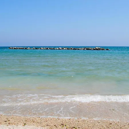 Gorgeous In Terre Roveresche